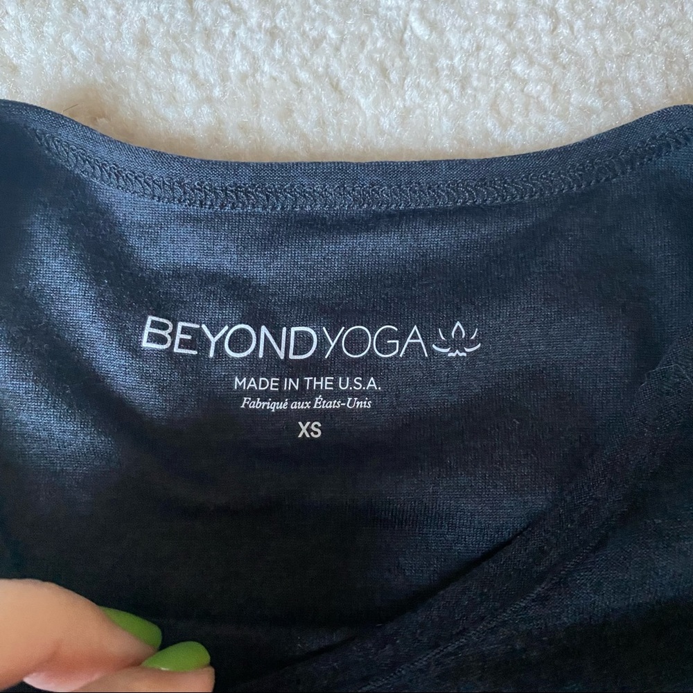Beyond Yoga Black Long Sleeve Top NWT - Picture 3 of 3